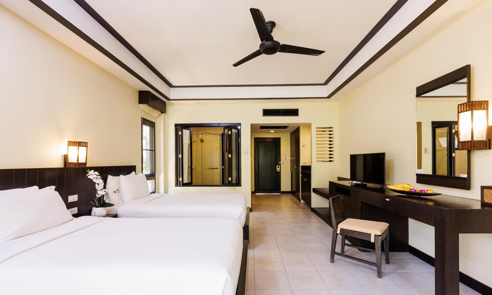 Nang Thong Beach Resort 카오락 외부 사진