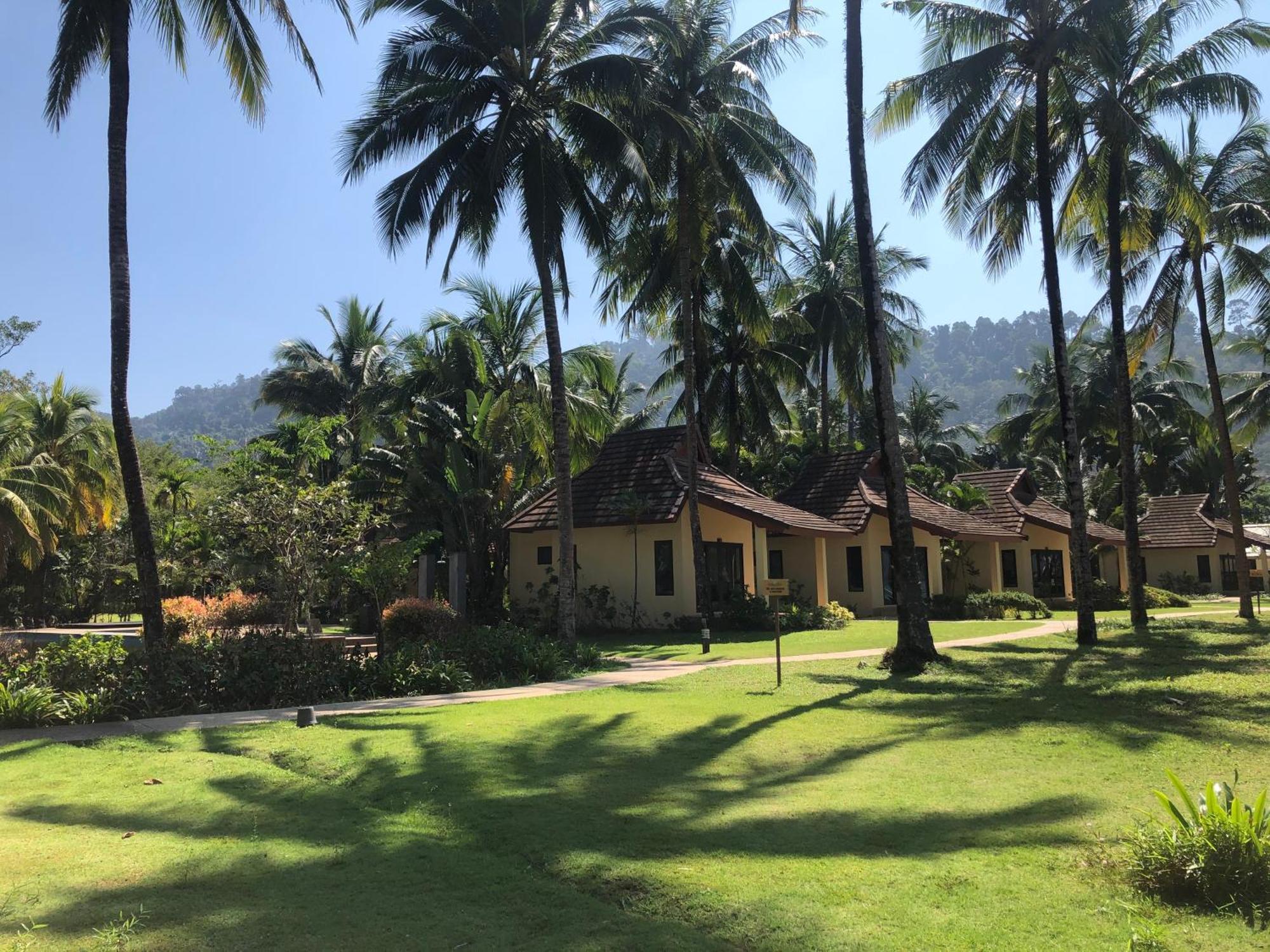 Nang Thong Beach Resort 카오락 외부 사진